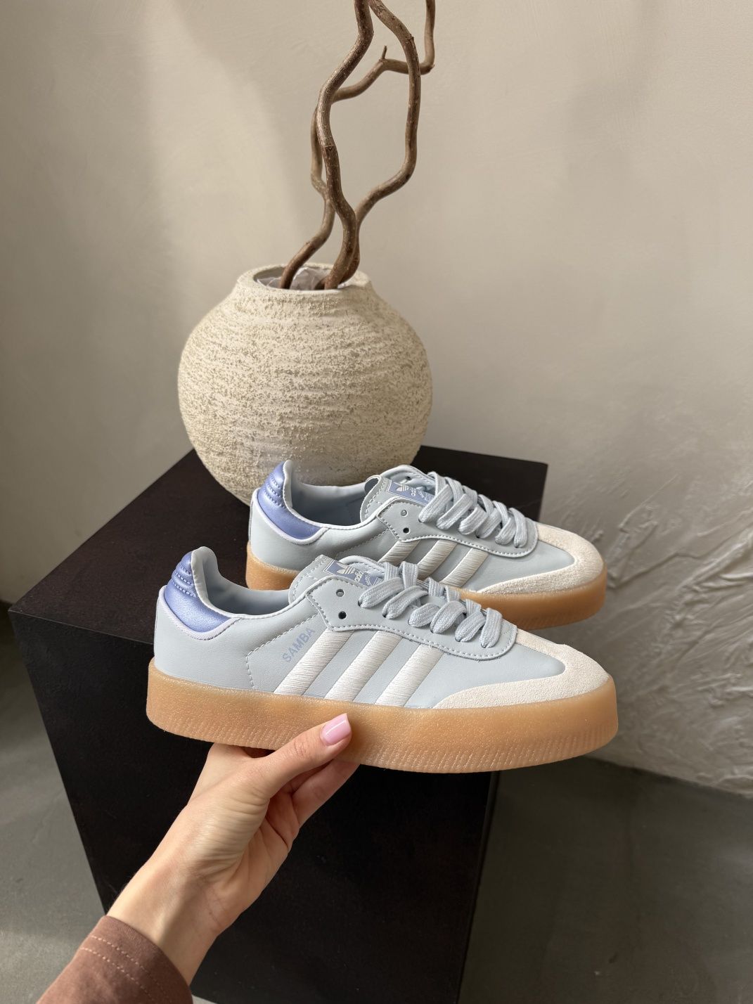 8 різних кольорів Adidas Samba