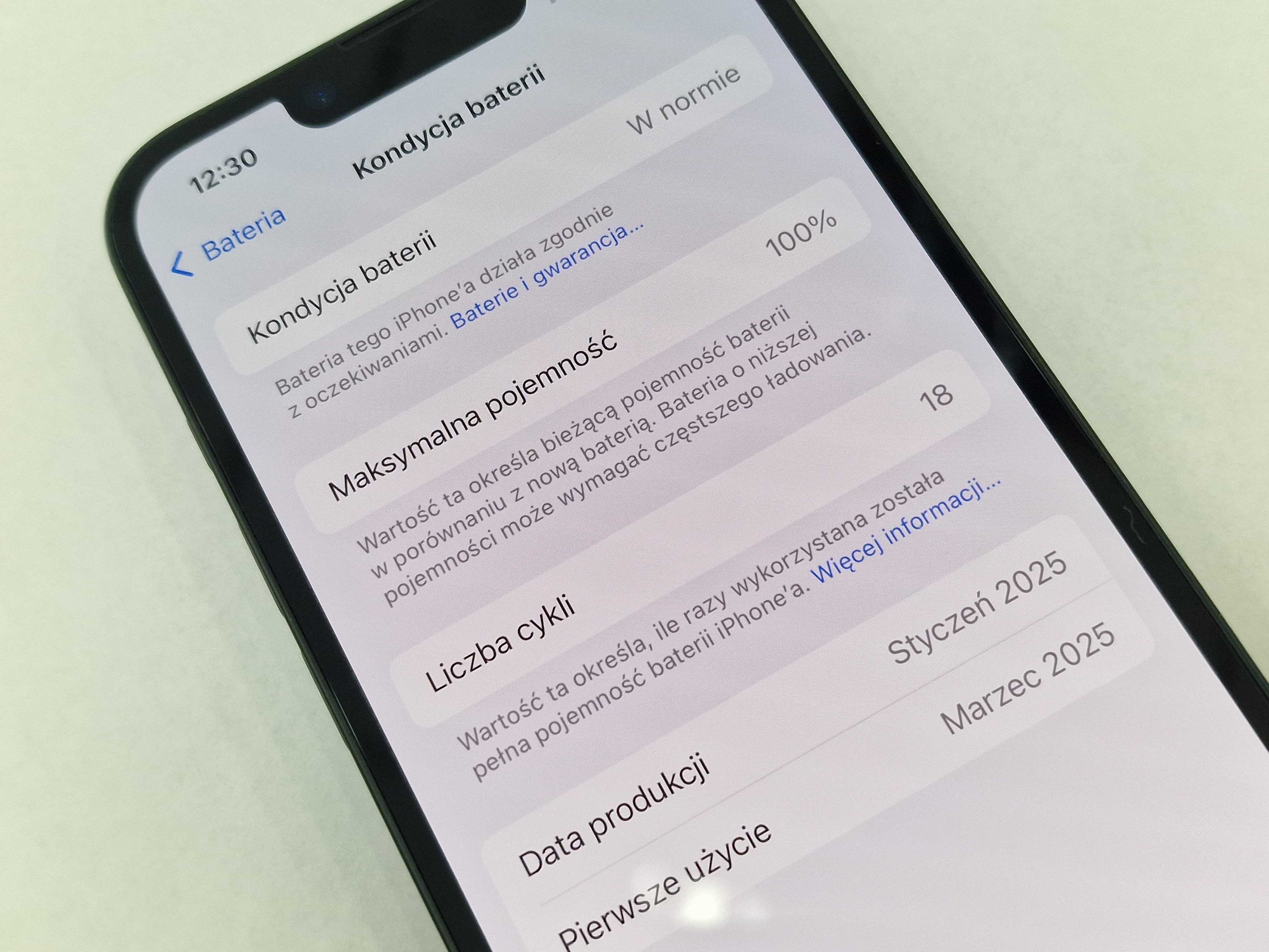 Iphone 16e 128GB/ Black/ A3409/ 100%/ Grade A+/ z Media Expert + ładow