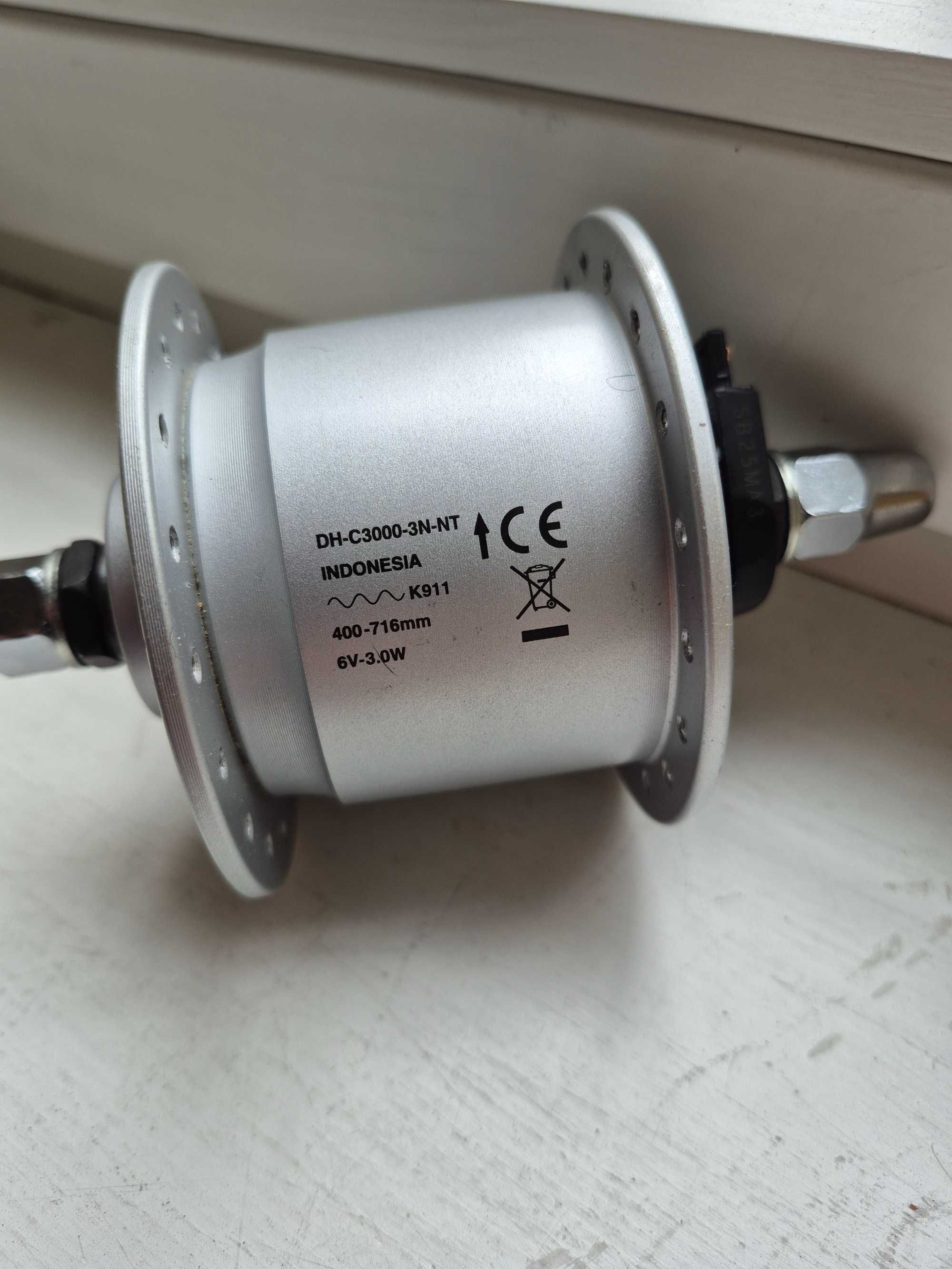 Dynamo Shimano Nexus Stan bardzo dobry