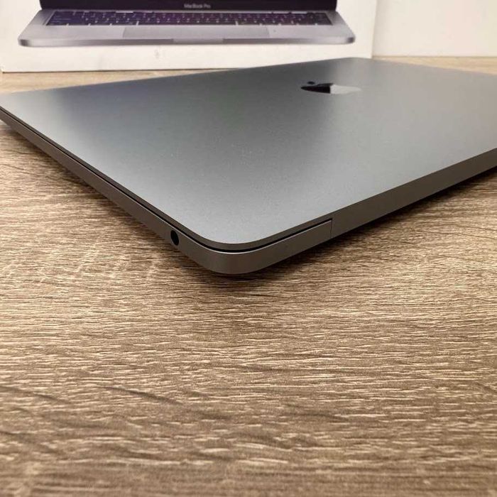 MacBook Pro 2020 13"  M1 / 16Gb / SSD 512Gb стан нового (код:M0976)