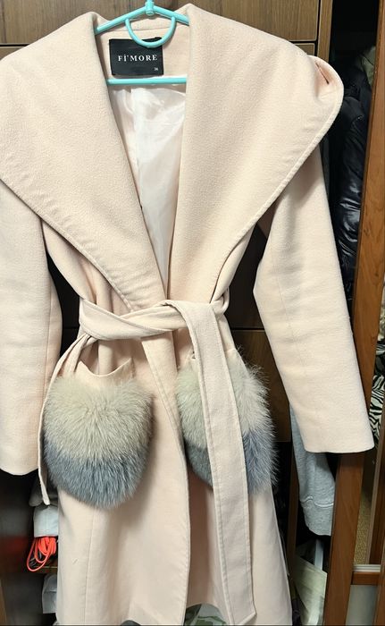 Пальто натуральне хутро стан нового