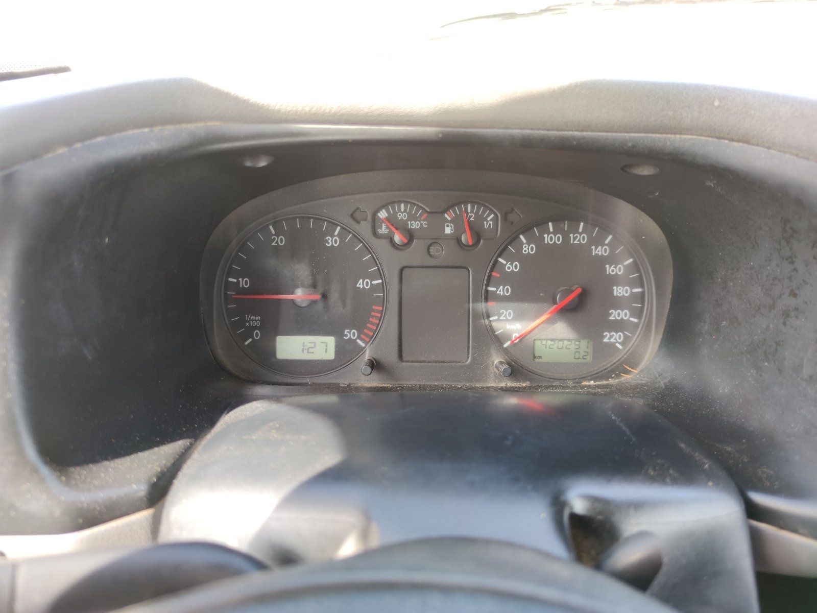 Продам Бус Т 4  2.5Тд.