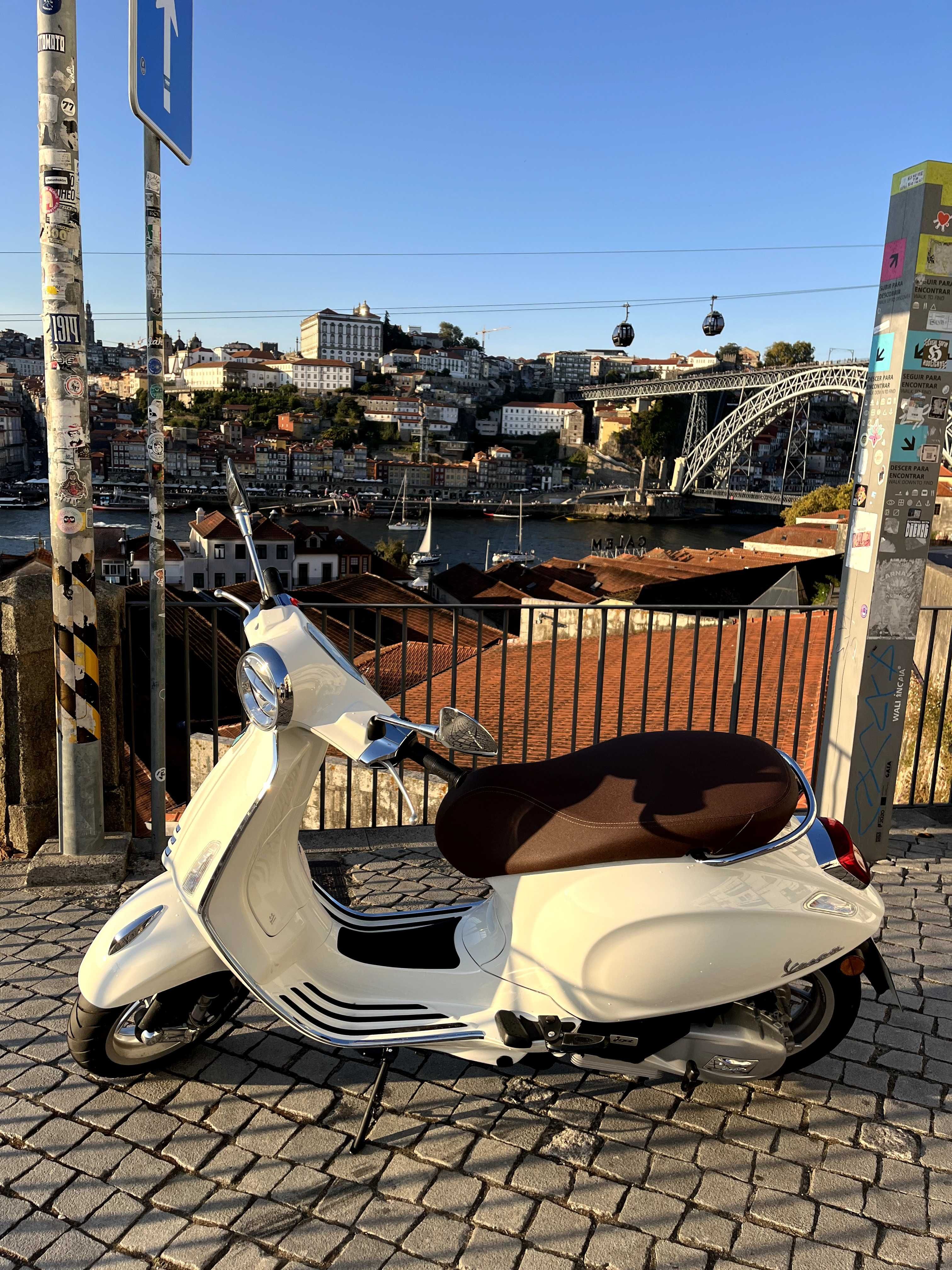 Vespa Primavera 125cc 2024 - Excelente Estado