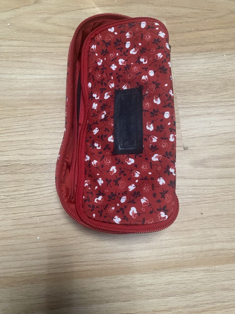 Mochila e estojo Dakine