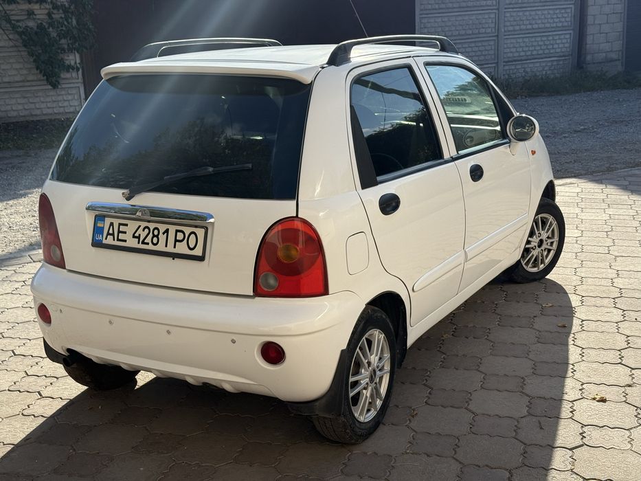 Chery QQ. 1.1 газ/бенз. Робот. 2011 года.