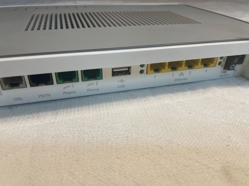 Router Thomson TG787