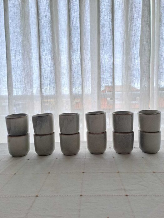 Chávenas de café verdes