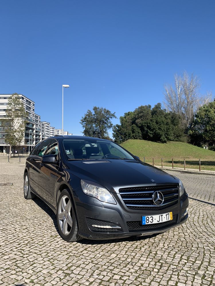 Mercedes r350 cinzenta