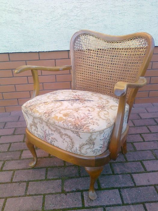 Fotel antyk fotelik kawowy stolik uszak angielski ludwik jojo