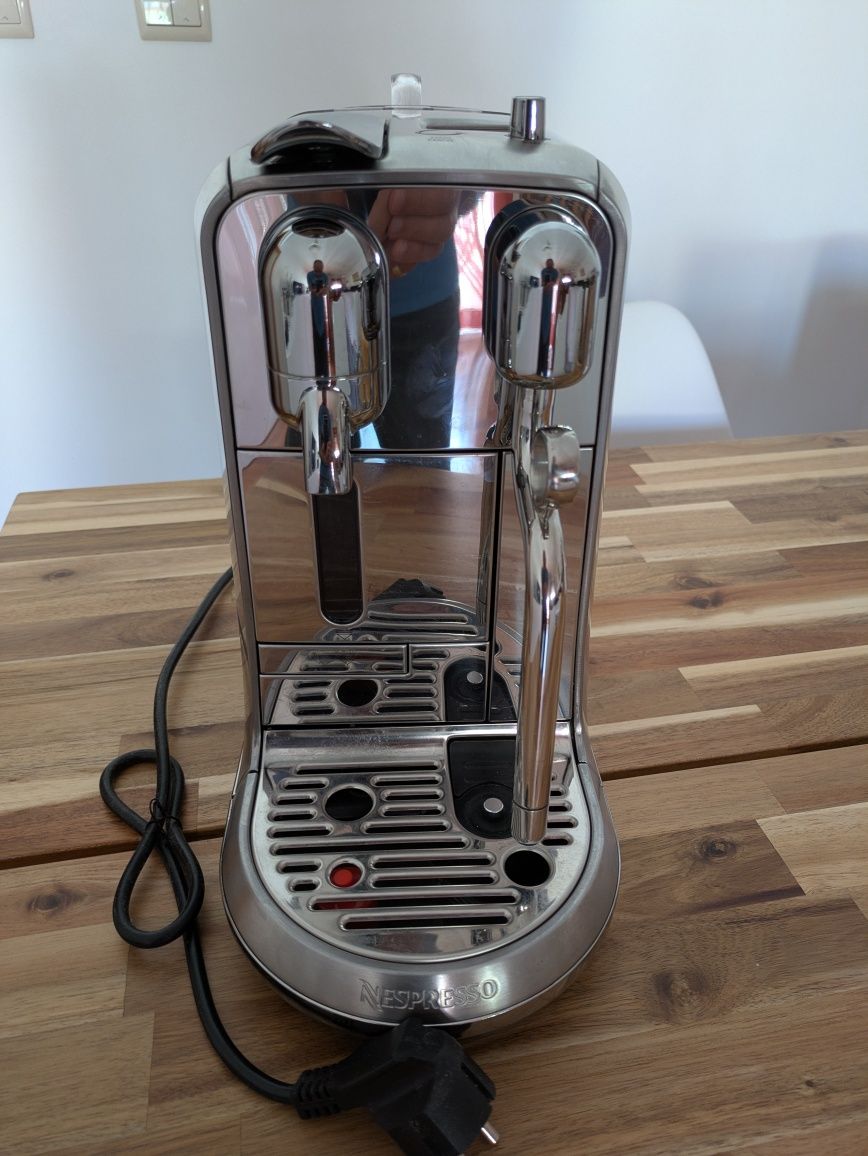 Nespresso Creatista Plus