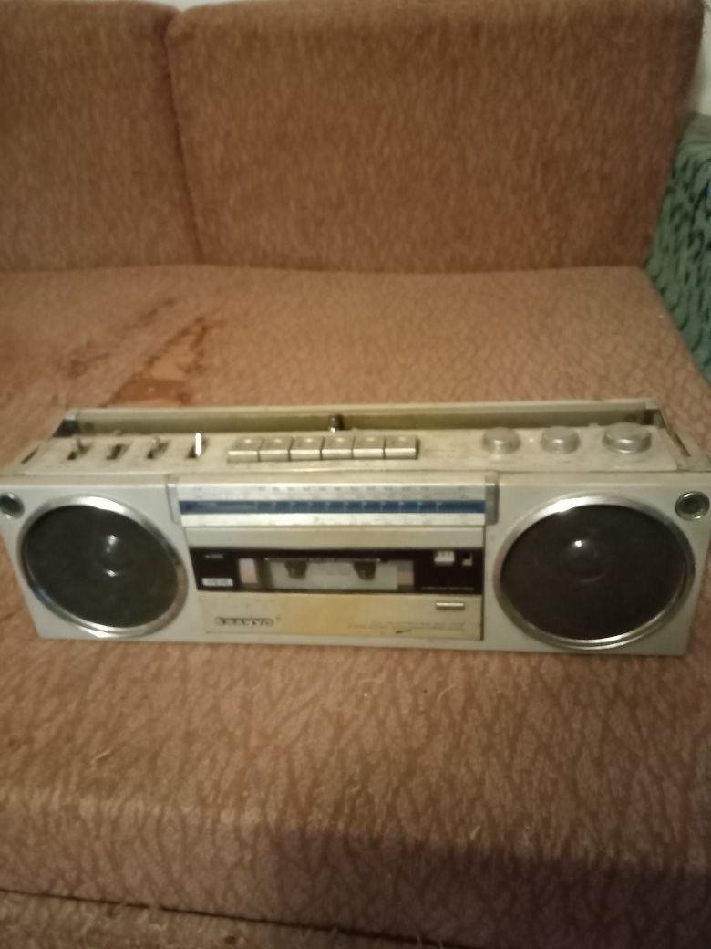 Старие  магнитофоны, радио,тюнер, времён СССР