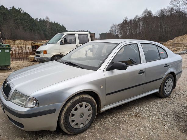 Skoda oktavia 1.6 benzyna