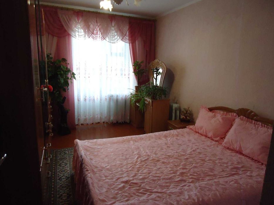 Оренда кімнати для дівчини