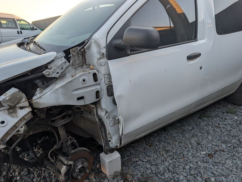 Рено докер після ДТП