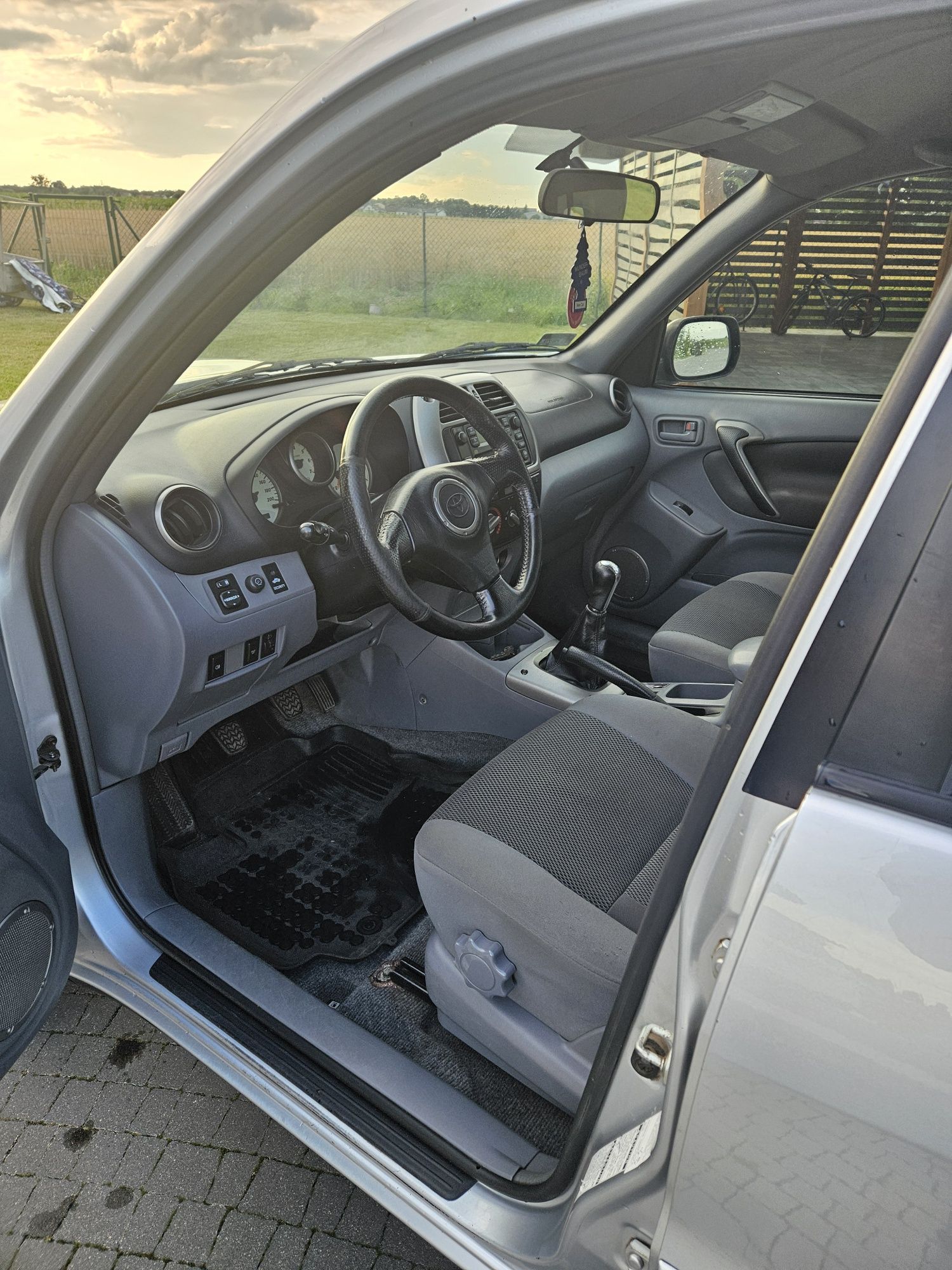 Toyota rav4 2002rok