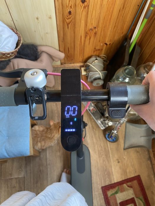 Електросамокат ES 2-003 PRO-B