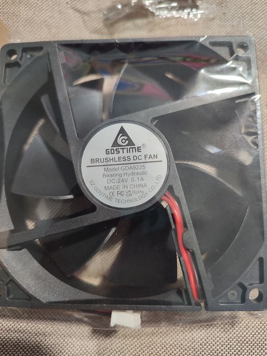 безколекторний вентилятор постійного струму (Brushless DC Fan) GDA9225