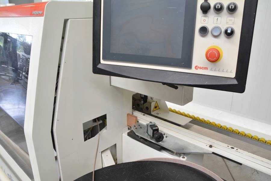 Okleiniarka SCM K800 - frezowanie wstępne