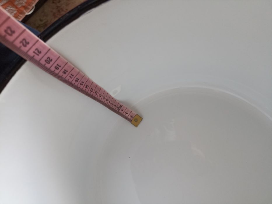 Duży garnek emaliowany