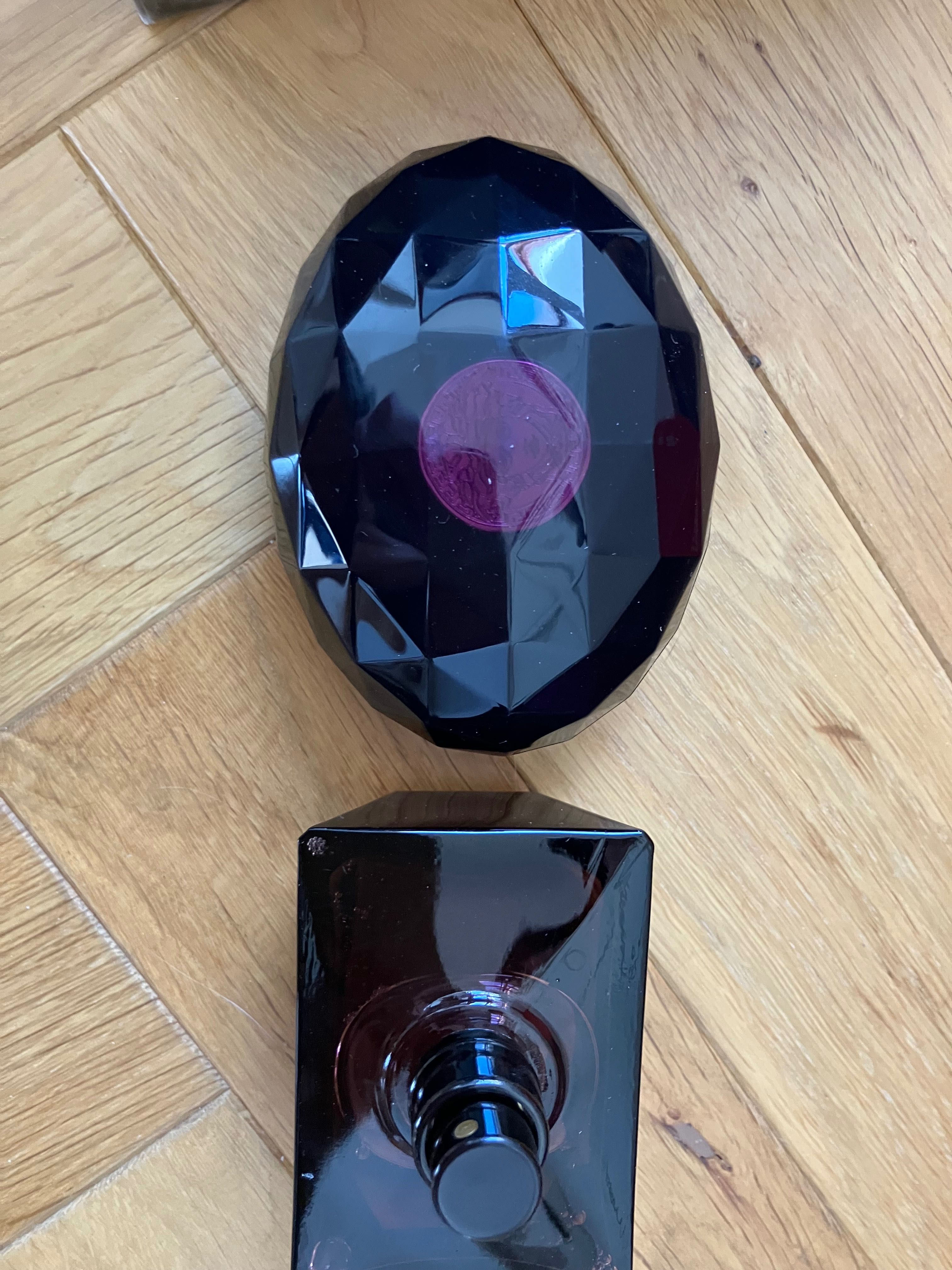 Versace Crystal Noir woda toaletowa dla kobiet 50 ml ubytek testowy