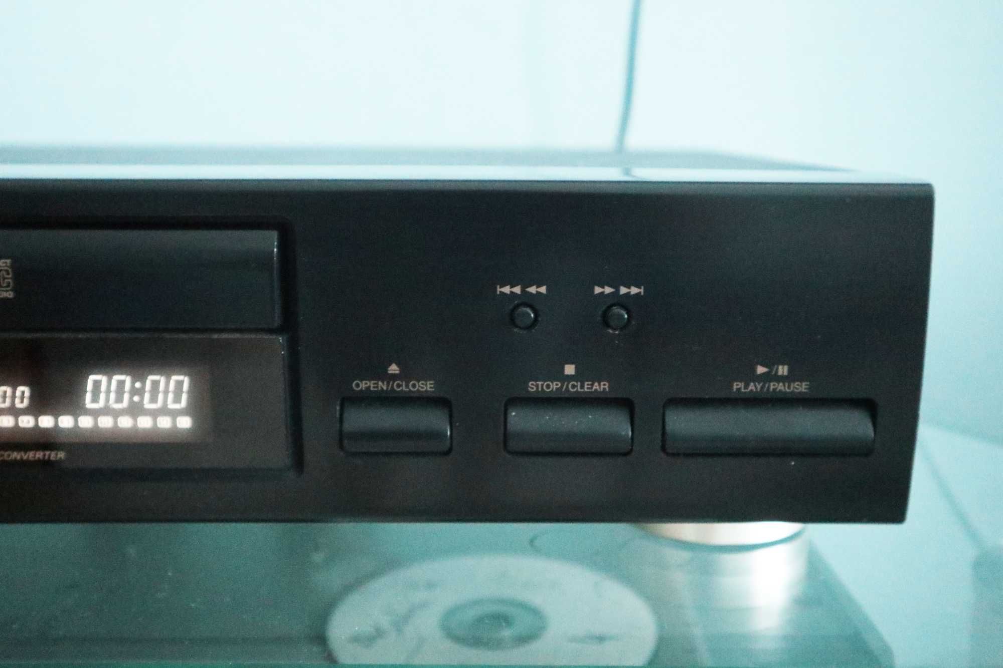 CD проигрыватель Kenwood DP-2030   JVC XL-V120BK