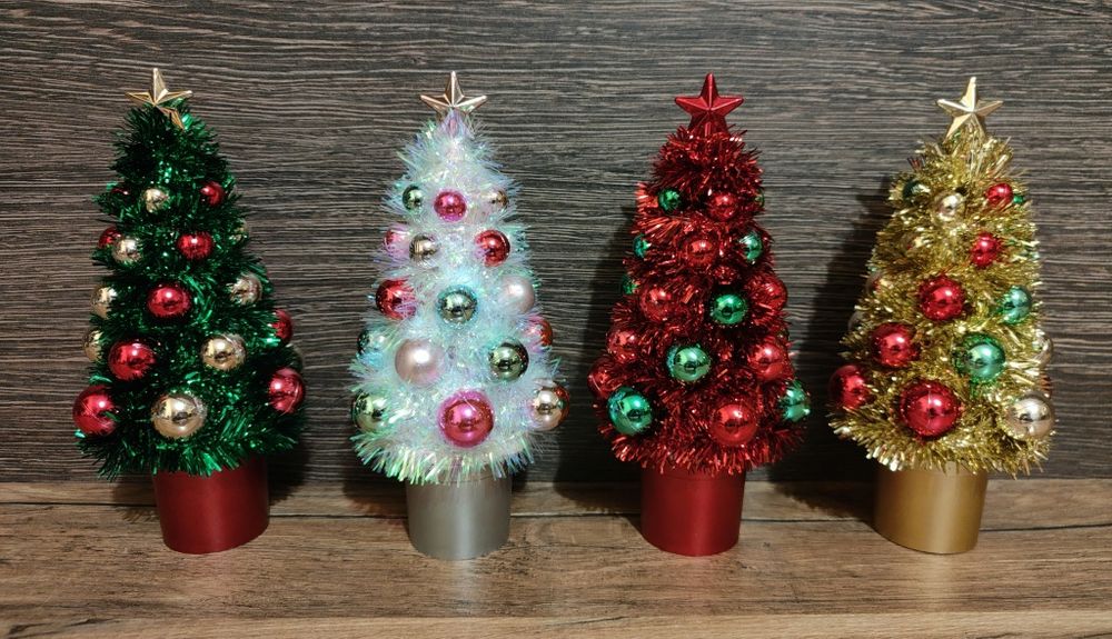 Ozdoba Świąteczna Choinka Czerwona 20cm