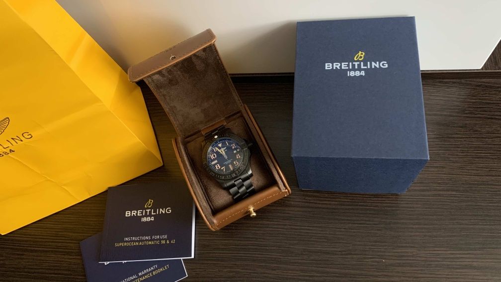 Breitling Avenger chronometr night mission