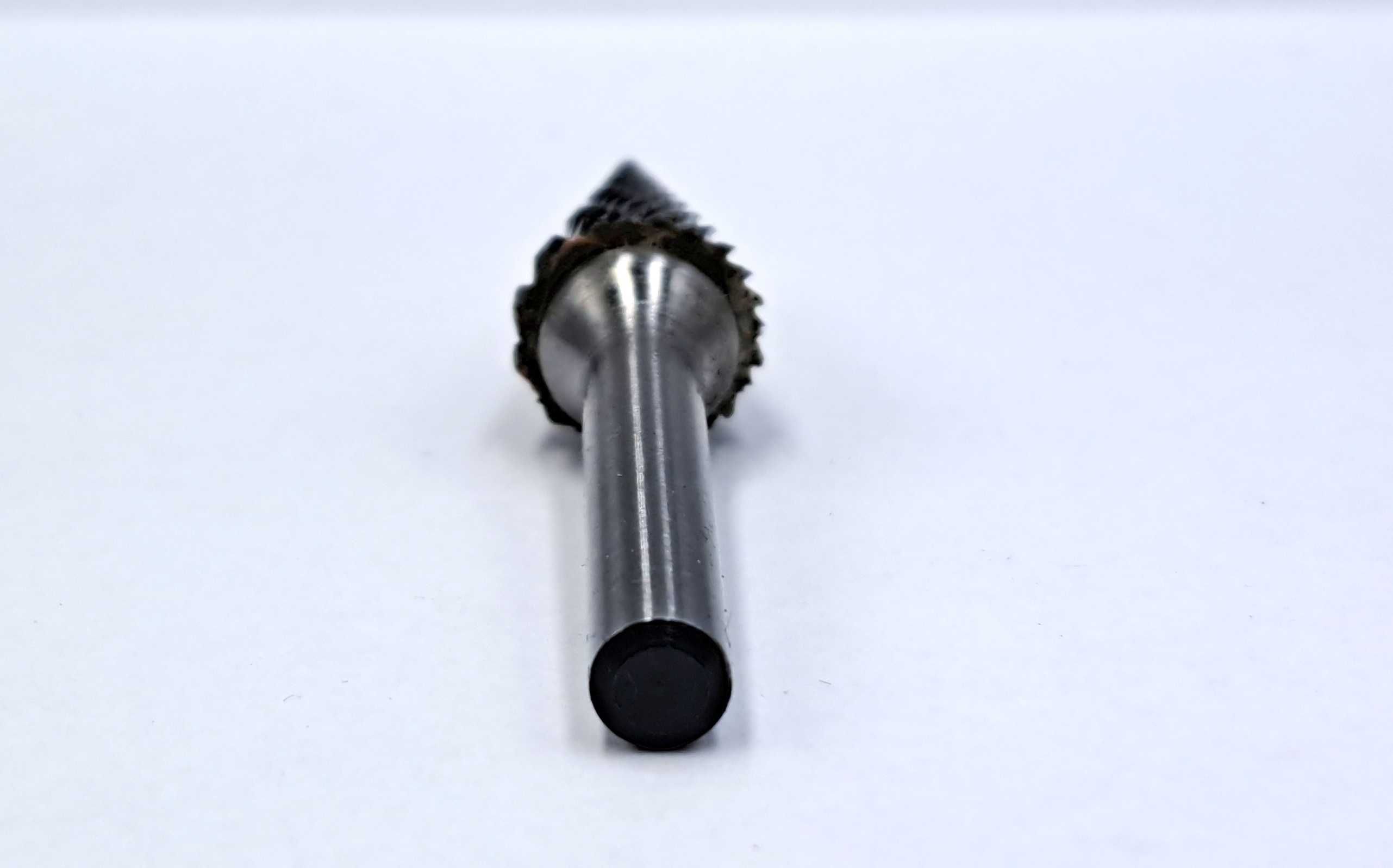 Nowy Pilnik obrotowy stożkowy ostry SKM frez do metalu 12 x 25 x 6mm
