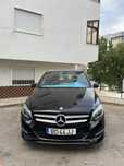 Vende-se automóvel de marca mercedes