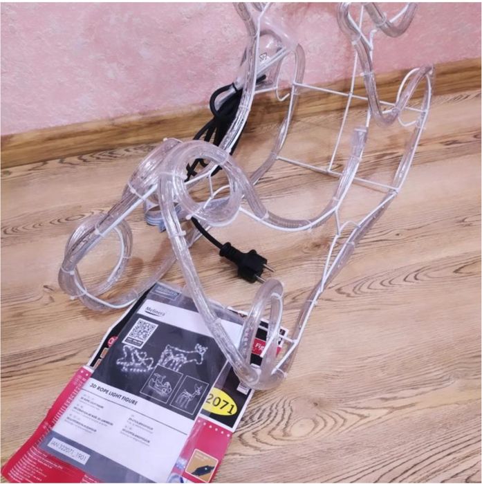 Сані новорічні вулична інсталяція melinera led фігура санчата