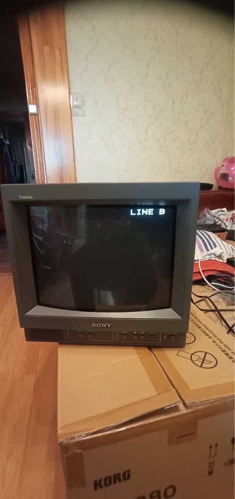 Професійний монитор Sony PVM 14n5e