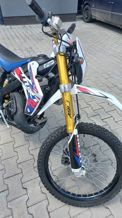 ***Plastiki owiewki Rieju MRT 50 CROSS***