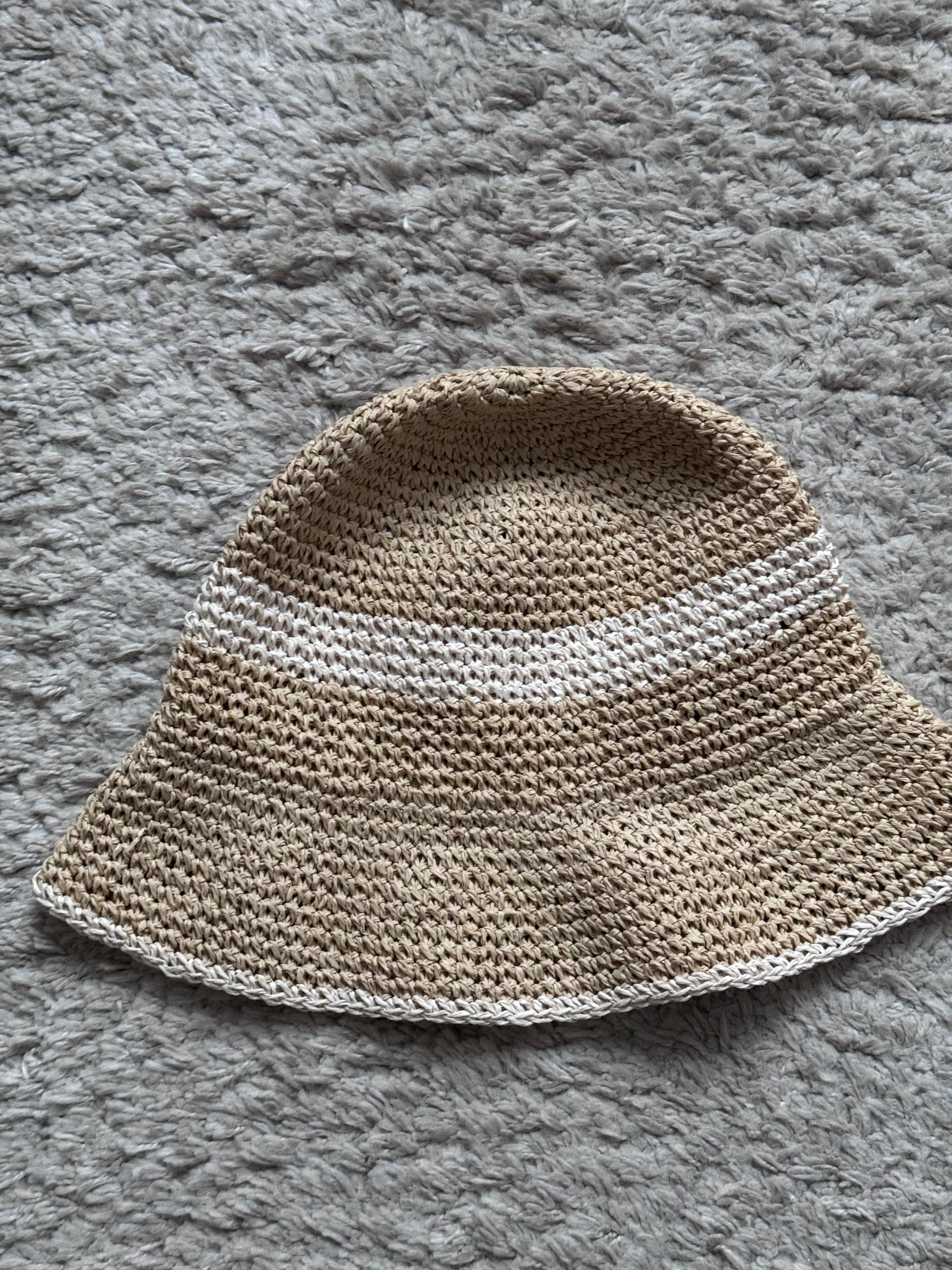 Kapelusz rafia typu bucket hat