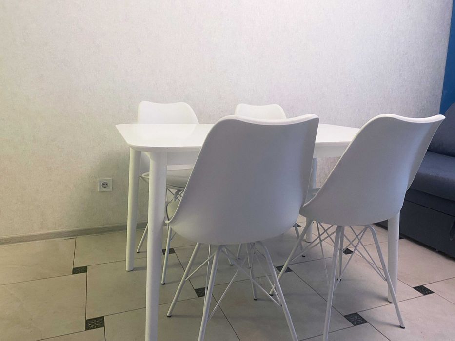 Стіл + 4 стільці Кухонний набір Супер Варіант. Стильно, сучасно