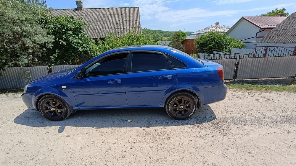 Продам Шевроле Лачетті