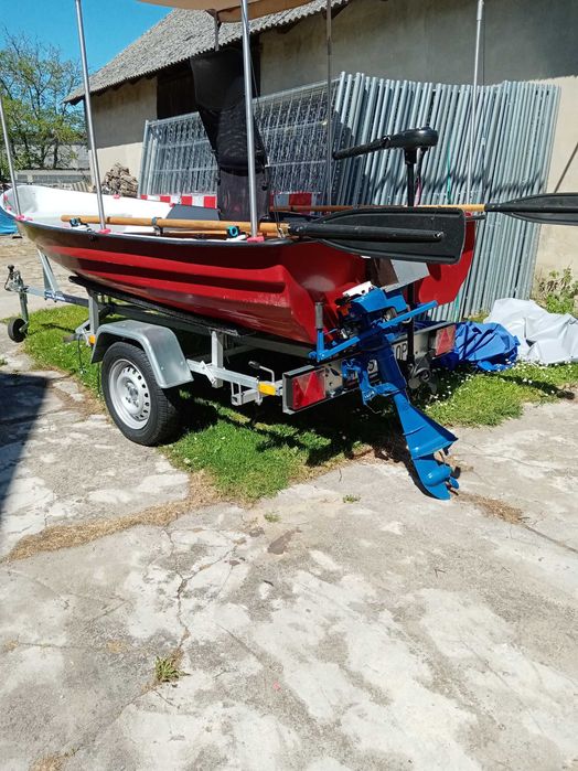 Łódź wędkarsko turystyczna z przyczepą i silnikami