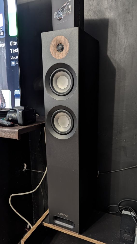 Домашний кинотеатр Jamo и ресивер Pioneer