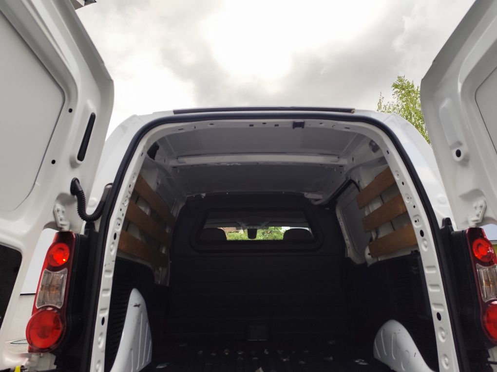 Peugeot Partner 1.6 HDI teppee