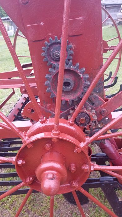 Сівалка 13 лійок