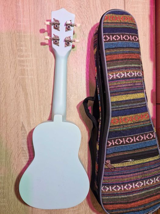 Укулеле Soprano Apelila + чохол