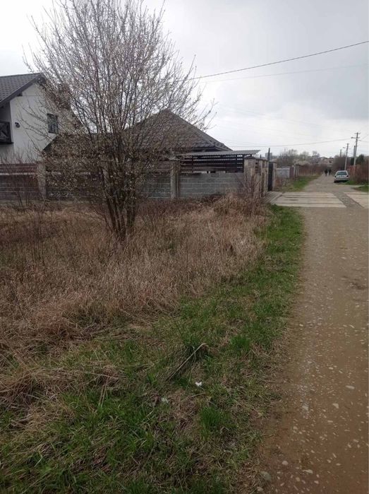 Продається земельна ділянка в с. Клузів (Під забудову)