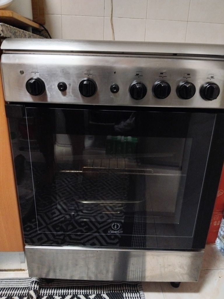 Fogão indesit a gás