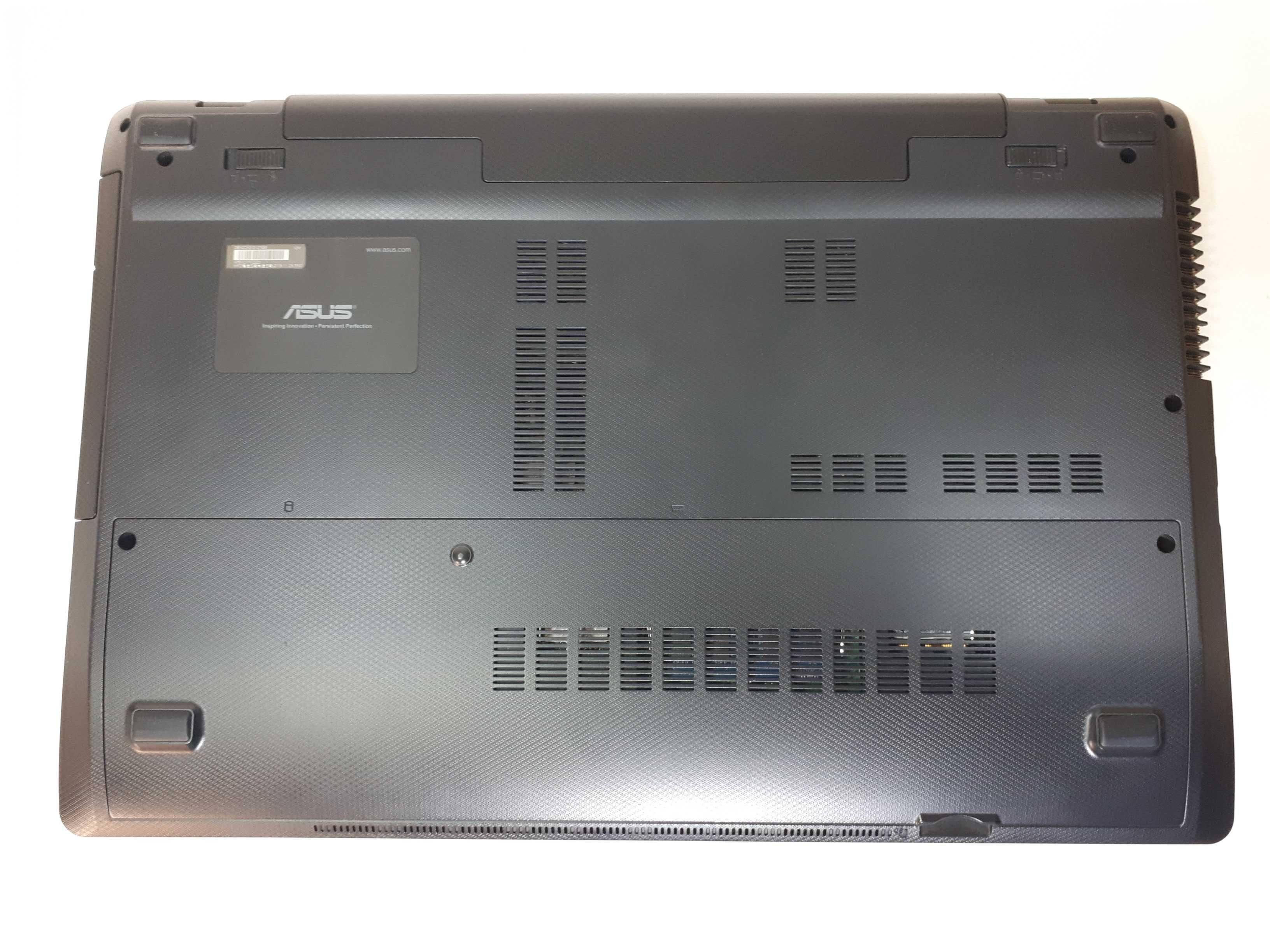 Ноутбук ASUS X75A, 17.3", в гарному станi.