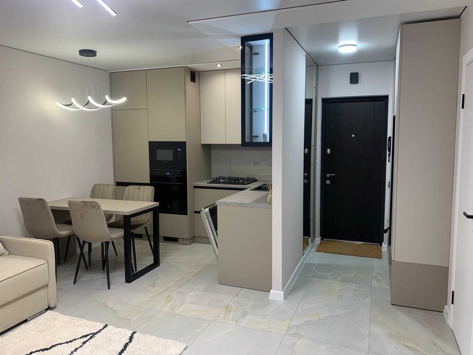 Оренда 2х-кімнатна квартира + кухня-студія ЖК вул.Київська-Смакули