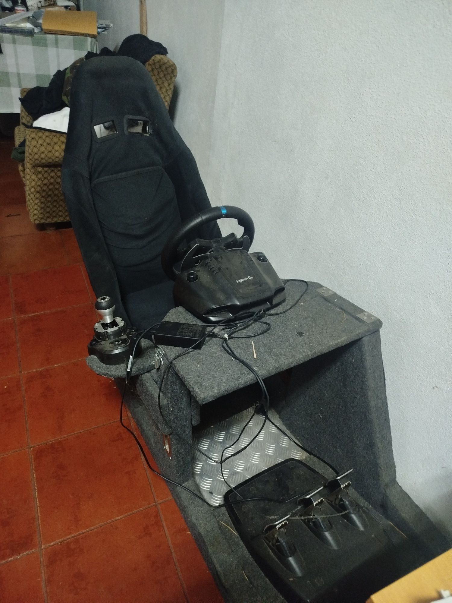 Simulador volante g29 com estrutura