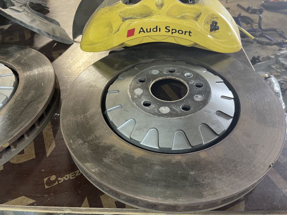 Audi big brake kit 400x38mm 6 tloki akebono brembo sq7 rs5 rs4 rs6 a5