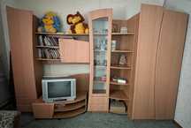 Меблі, стінка, шафа у коридор, столик з дзеркалом