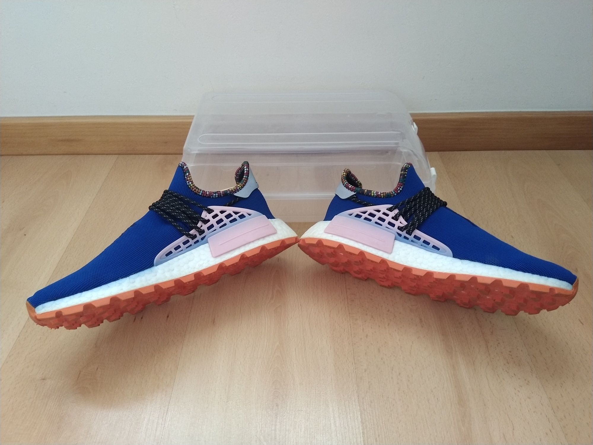 Adidas Human Race - 42 2/3 - Powder Blue