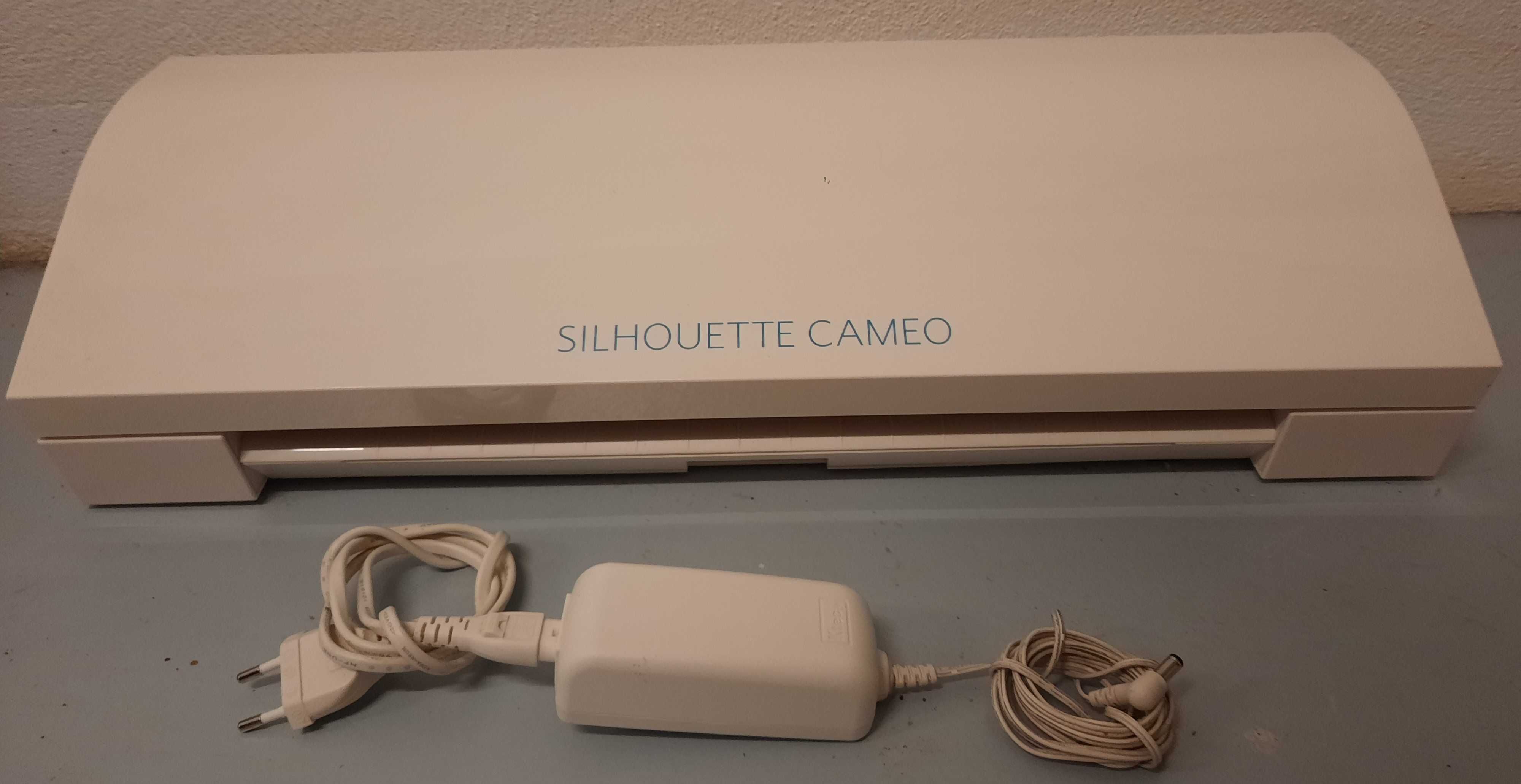 Plotter Silhouette Cameo 3