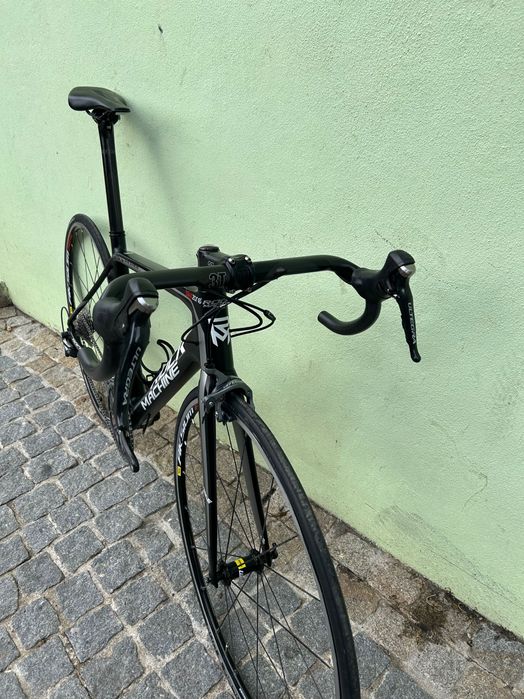 Bicicleta estrada em carbono
